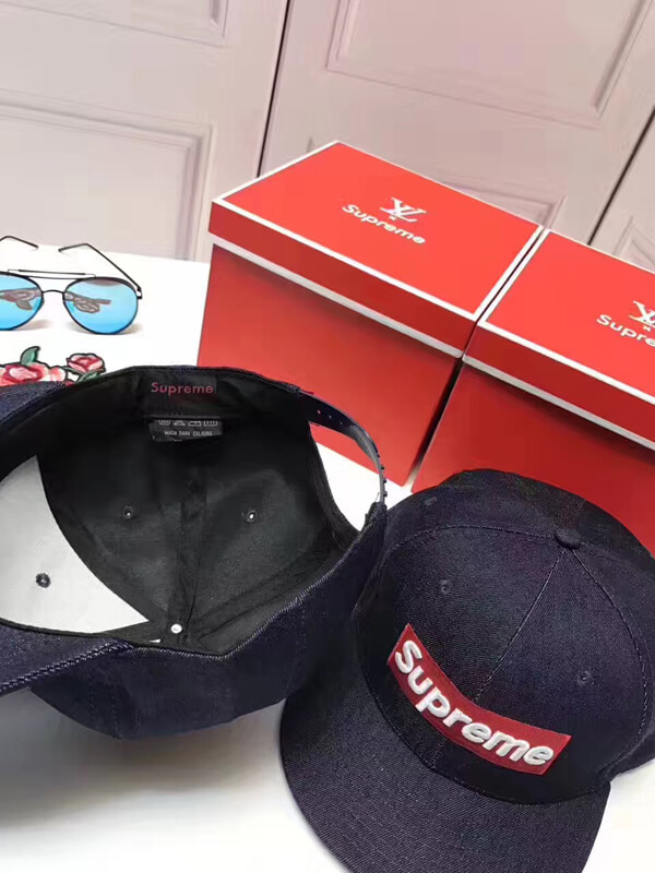 17AW ルイヴィトン シュプリーム R.I.P Box Logo New Era Cap Navy ルイヴィトン シュプリームコピー